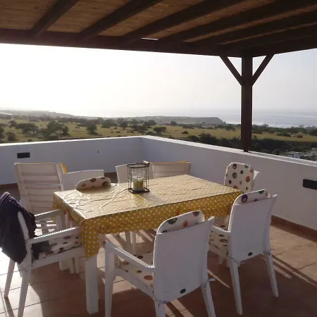 Azure Oceanview, Crystal Bay Marina Apartament